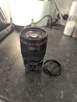 Canon 100mm Macro Lens
