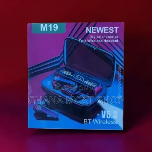 M19 TWS Earbud 00761