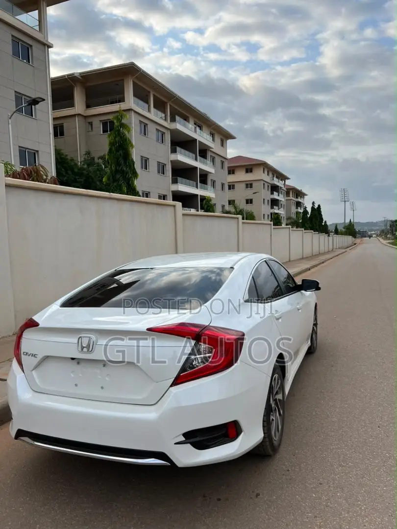 Honda Civic EX-L Sedan 2019 White