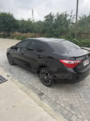 Toyota Corolla S 4dr Sedan (1.8L 4cyl CVT) 2014 Black