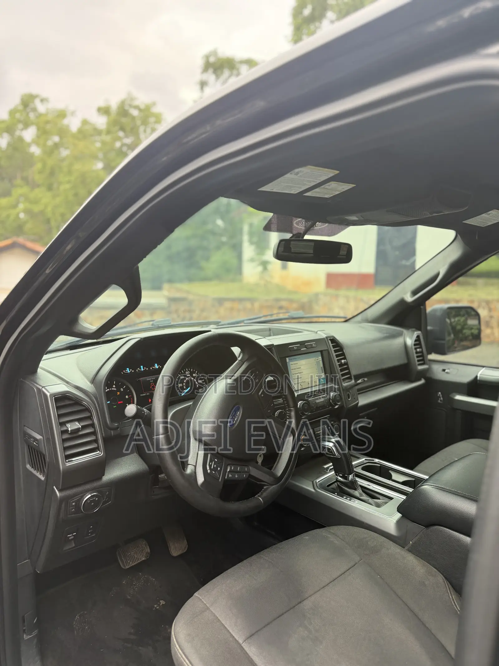 Ford F-150 XLT 4x2 Regular Cab Styleside 6.5 ft. box 122 in. WB 2018