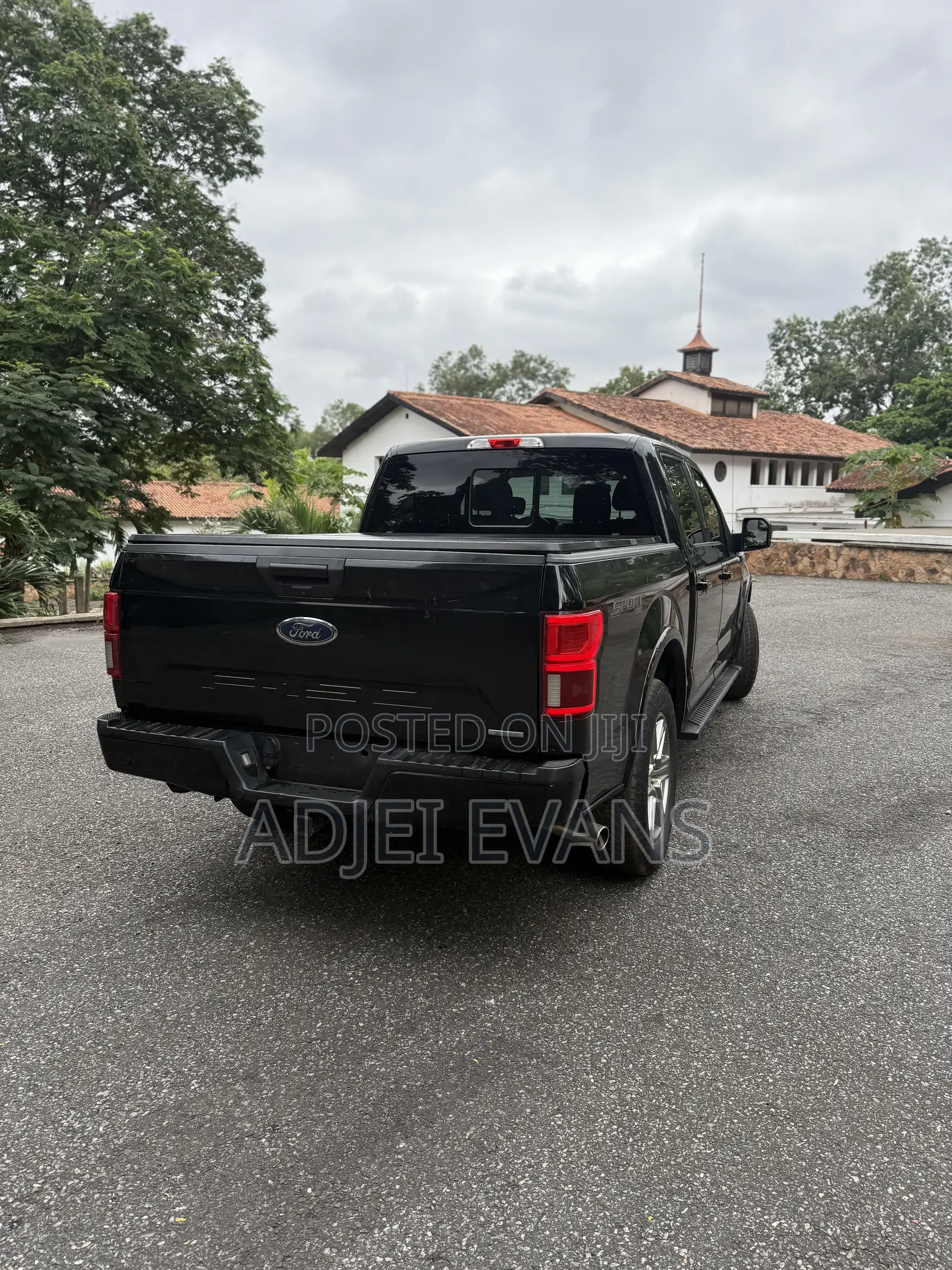 Ford F-150 XLT 4x2 Regular Cab Styleside 6.5 ft. box 122 in. WB 2018