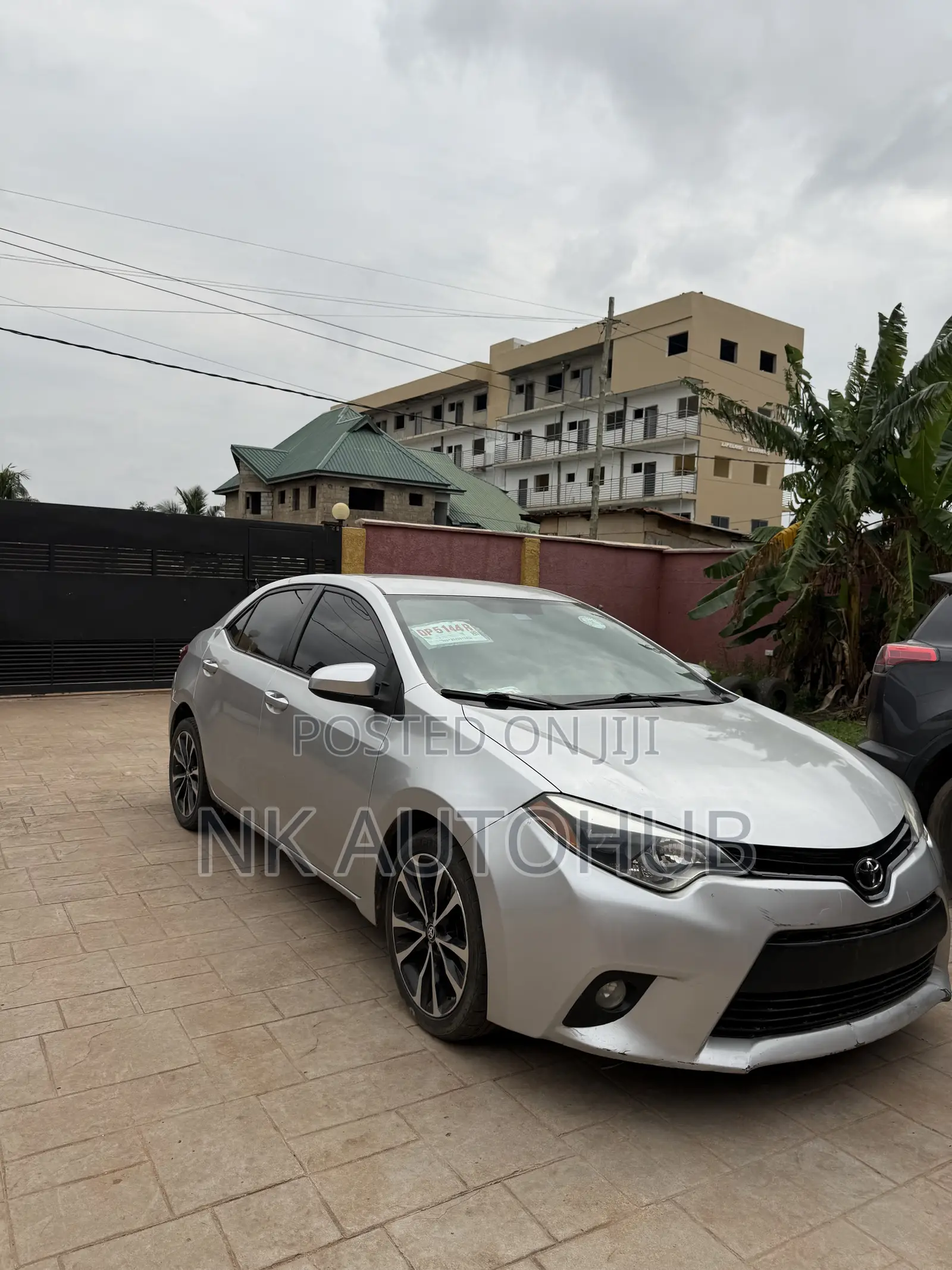 Toyota Corolla L 4dr Sedan (1.8L 4cyl 4A) 2014 Silver