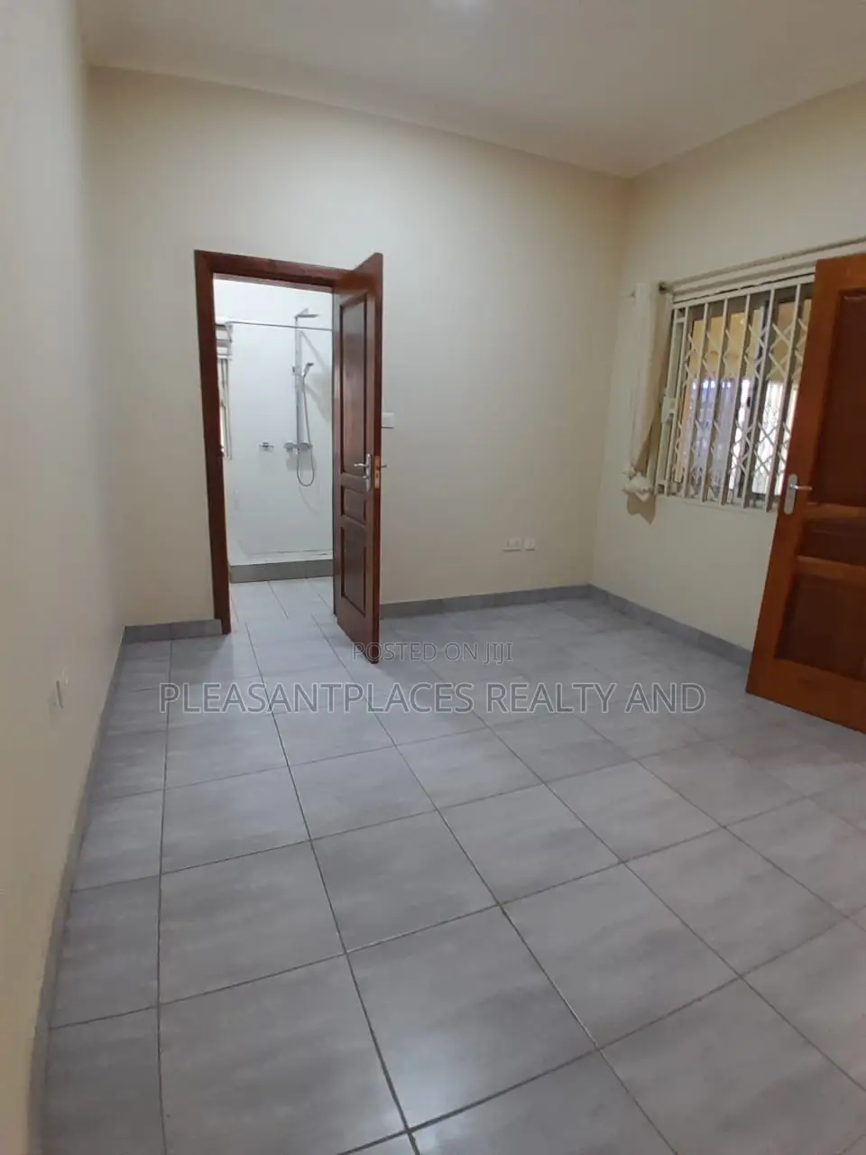 2bdrm Apartment in Pleasantplaces And, Ashaley Botwe for rent
