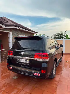 Toyota Land Cruiser 2012 Black