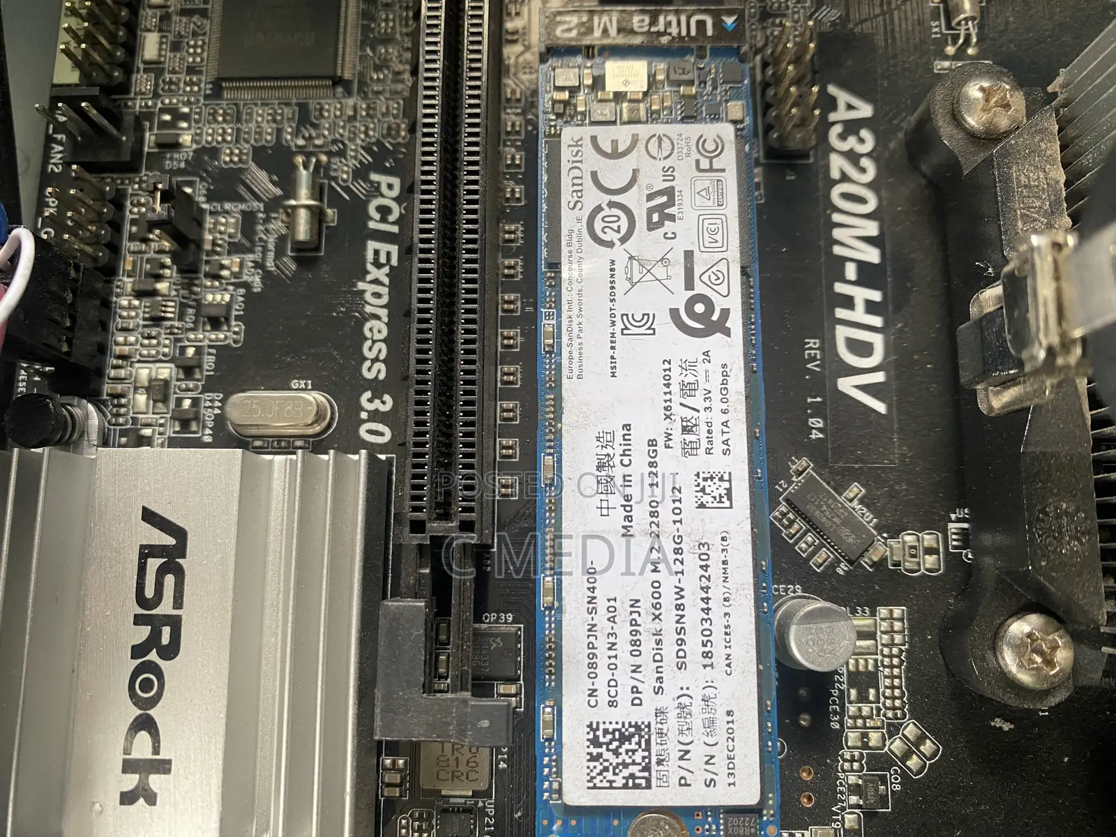 Desktop Computer 8GB AMD A8 HDD+SSD 500GB