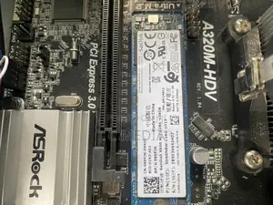 Desktop Computer 8GB AMD A8 HDD+SSD 500GB