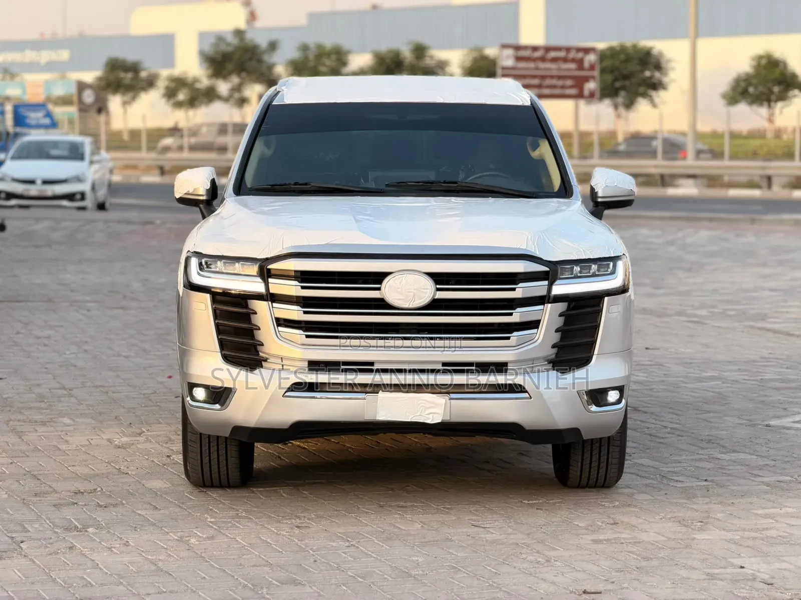 Toyota Land Cruiser 2024 Silver