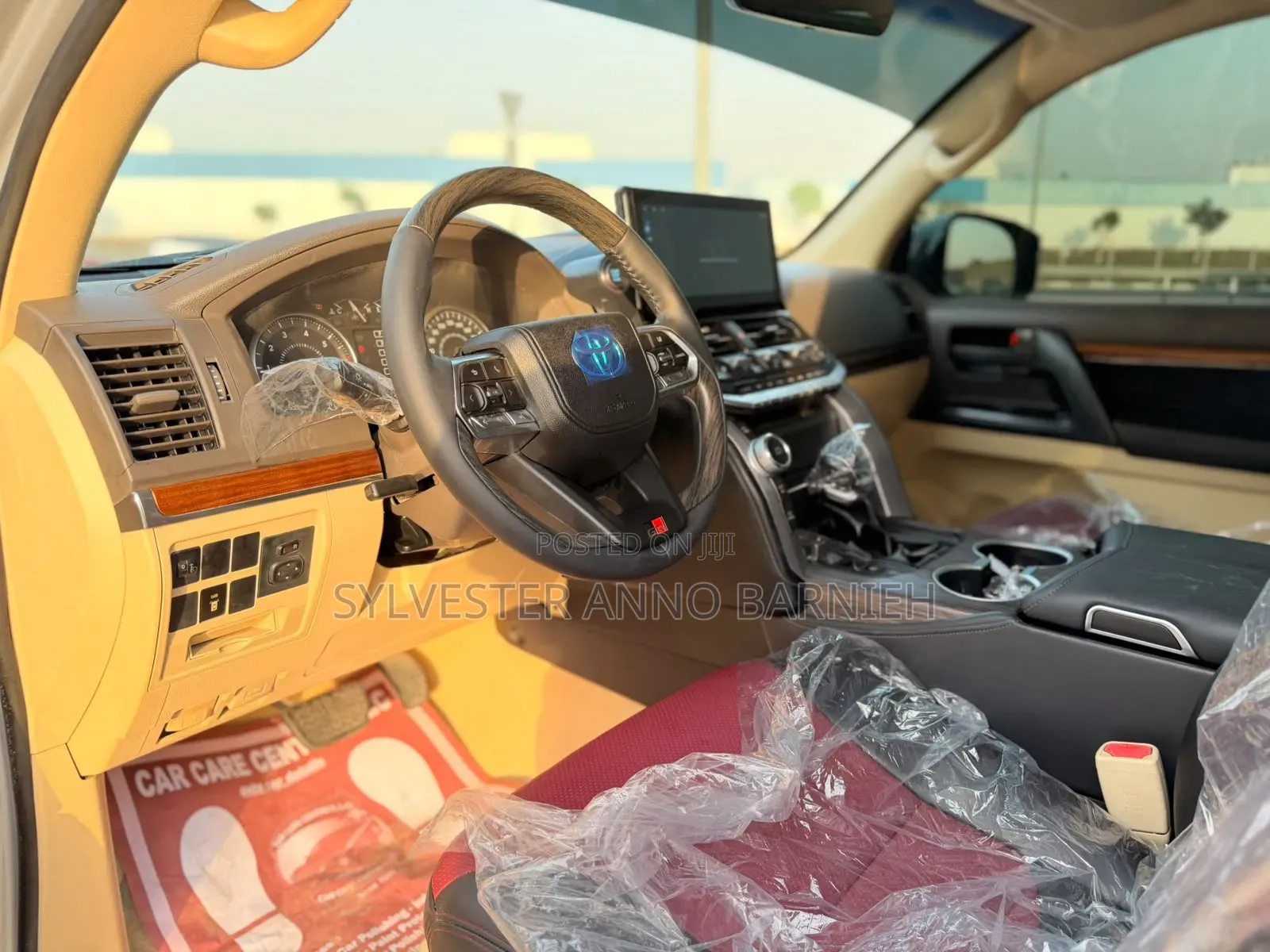 Toyota Land Cruiser 2024 Silver