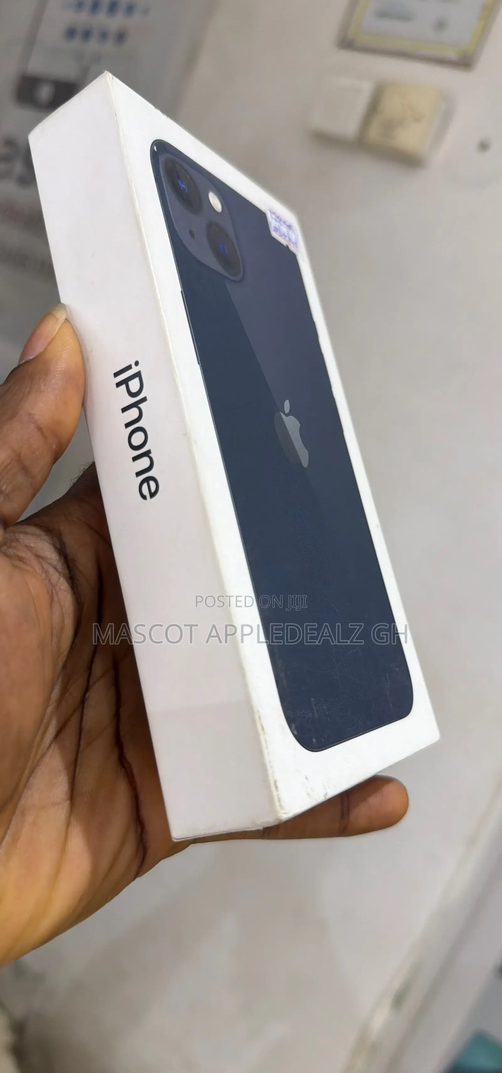 New Apple iPhone 13 128 GB Blue