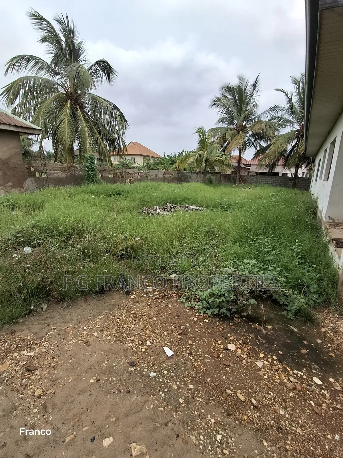 Half Plot of Land for Sale at Airport
