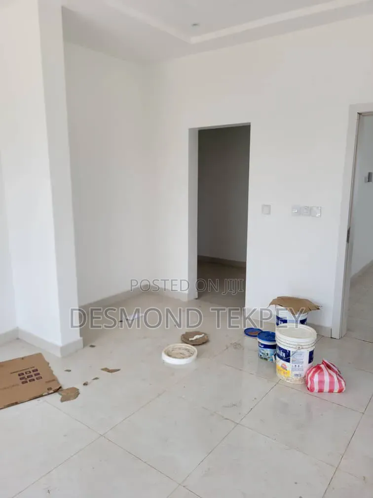 3bdrm Duplex in Oyarifa for rent