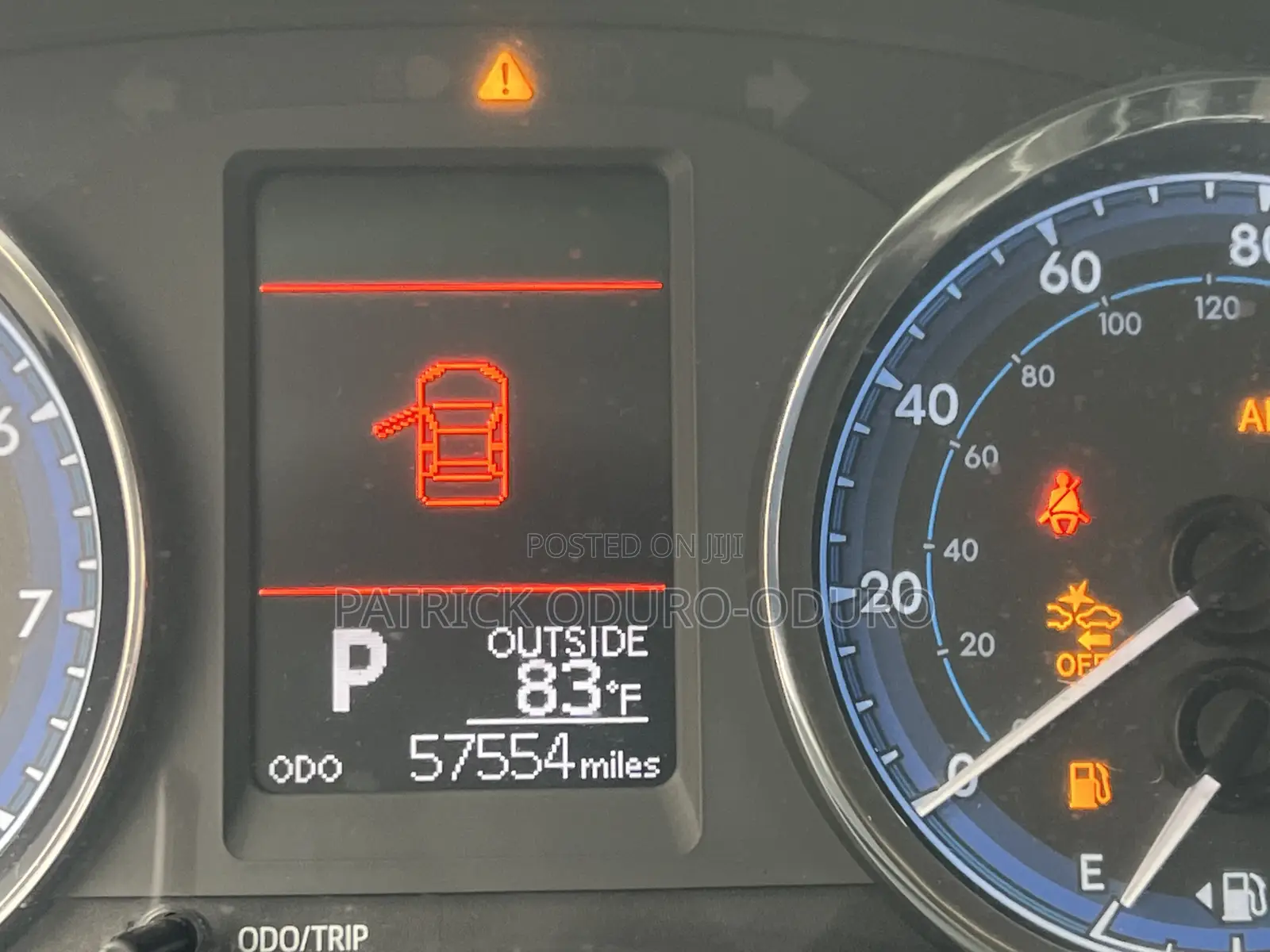 Toyota Corolla LE (1.8L 4cyl 2A) 2018 Red