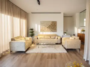 Female Sales Executive – Sofa Showroom (Spintex)