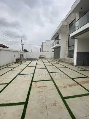4bdrm House in Mainstay Estates, East Legon for sale