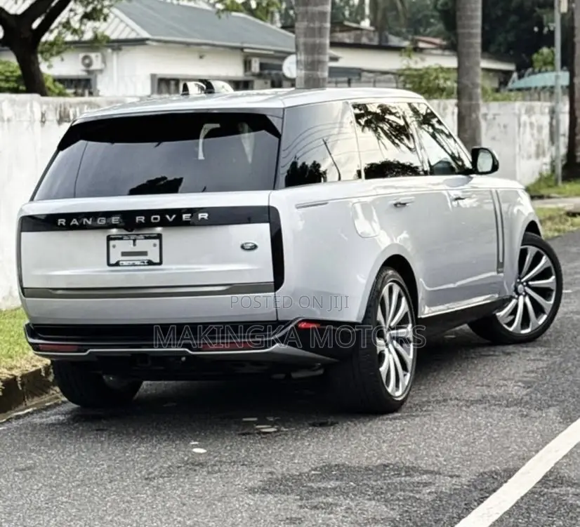 Land Rover Range Rover Vogue 2023 Silver