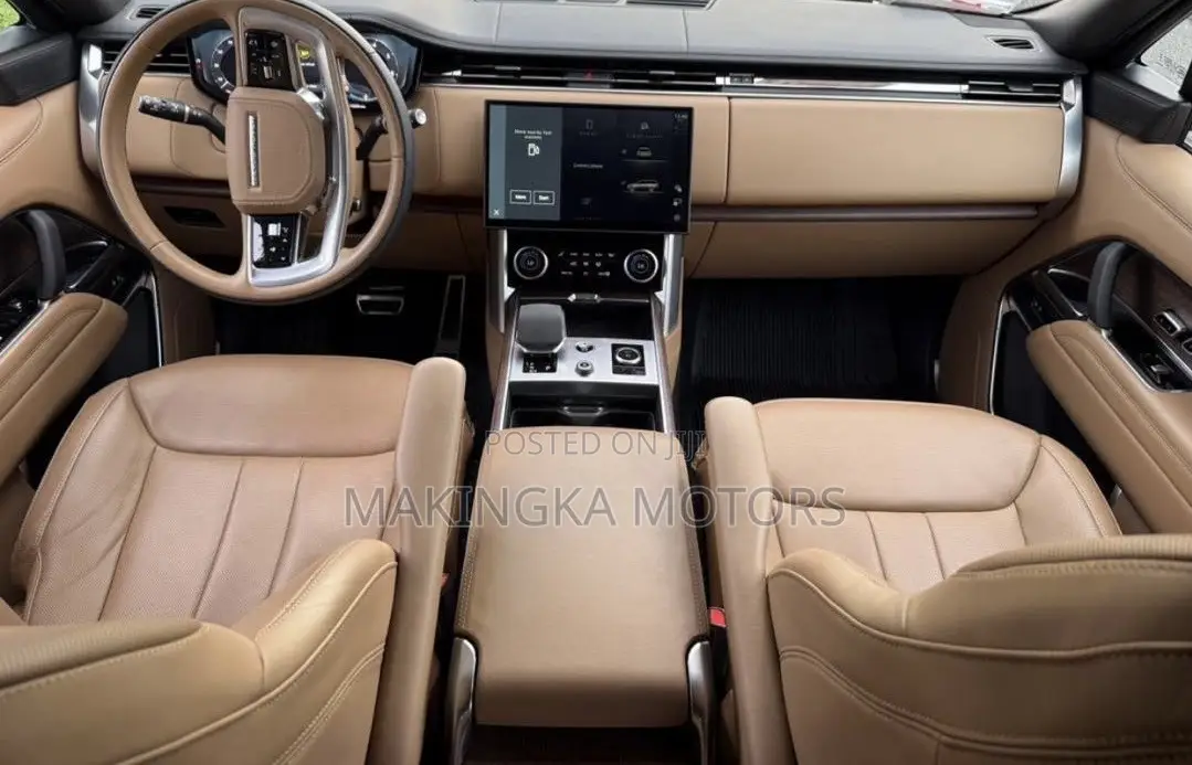 Land Rover Range Rover Vogue 2023 Silver