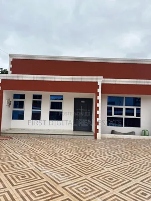 4 Bedroom for Sale at Pantang Village