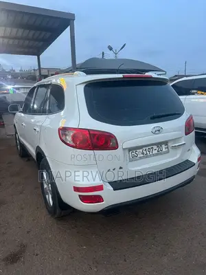 Hyundai Santa Fe 2010 White