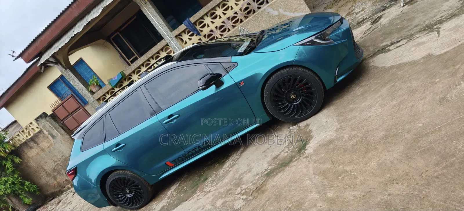 Toyota Corolla 2022 Green