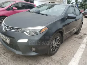Toyota Corolla 2015 Gray
