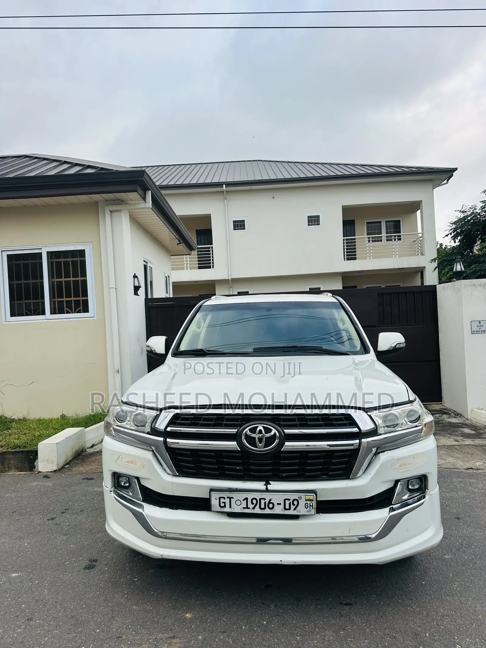Toyota Land Cruiser 2006 White