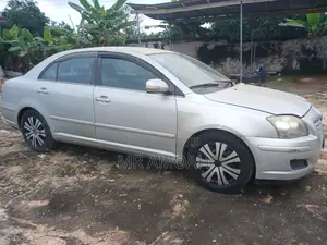 Toyota Avensis 2.0 Advanced 2008 Silver