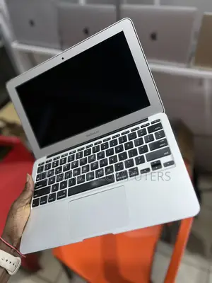 Laptop Apple MacBook Air 2013 4GB Intel Core i5 SSD 128GB
