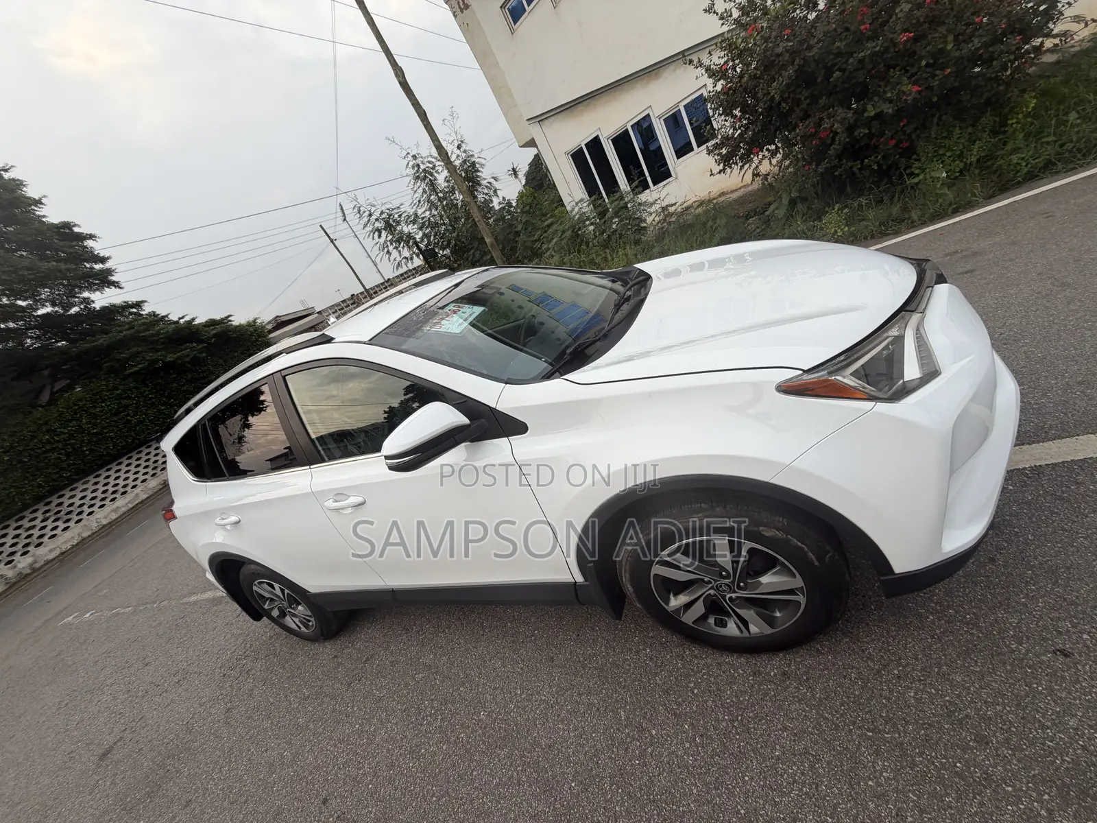 Toyota RAV4 2017 White