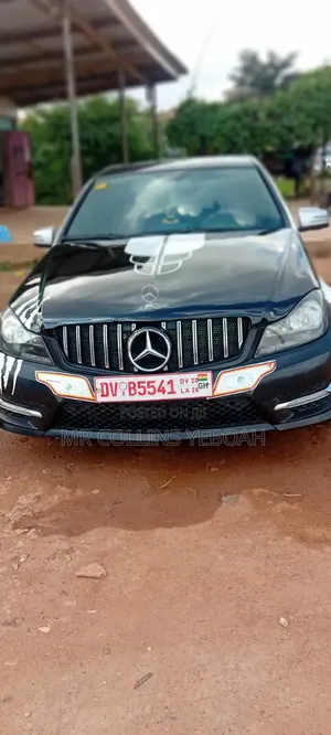 Mercedes-Benz C300 2004 Black