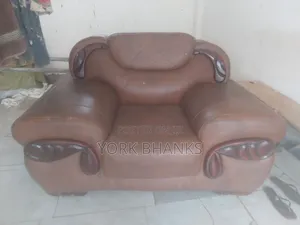 Stuffen Chair