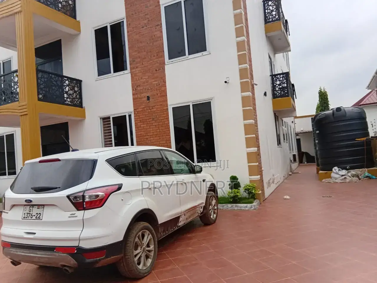 2bdrm Apartment in Dps C25, Tema Metropolitan for rent
