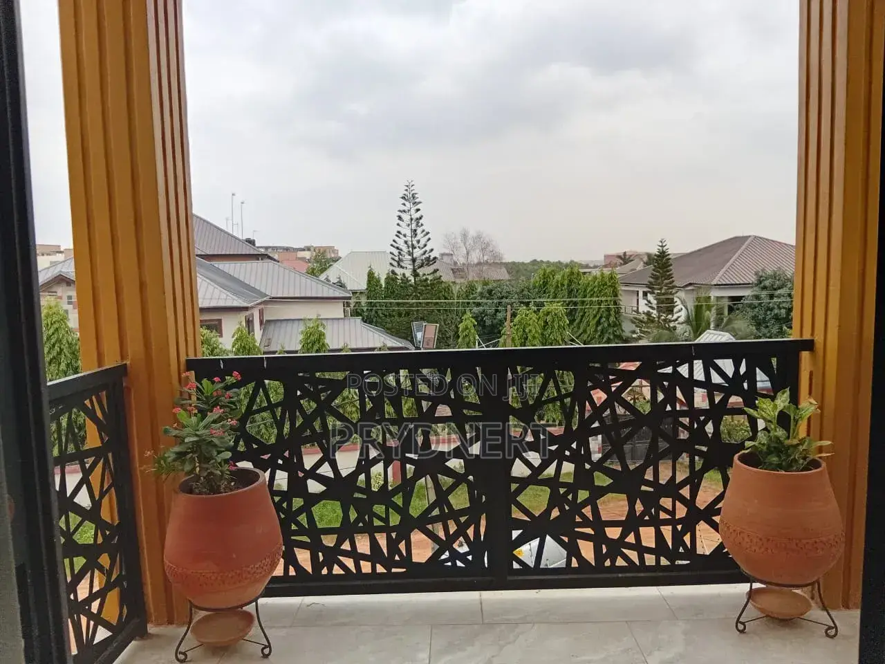 2bdrm Apartment in Dps C25, Tema Metropolitan for rent