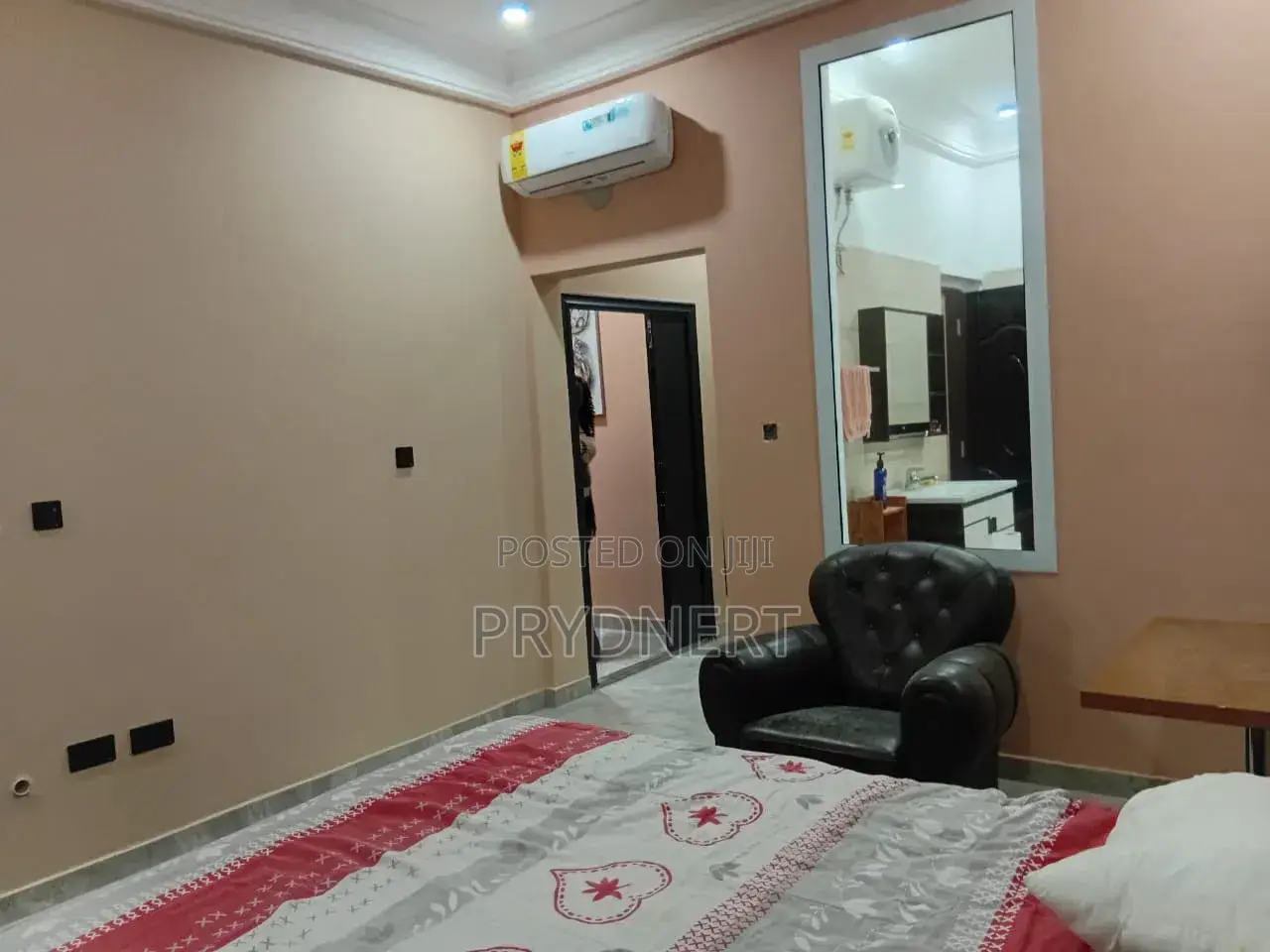 2bdrm Apartment in Dps C25, Tema Metropolitan for rent