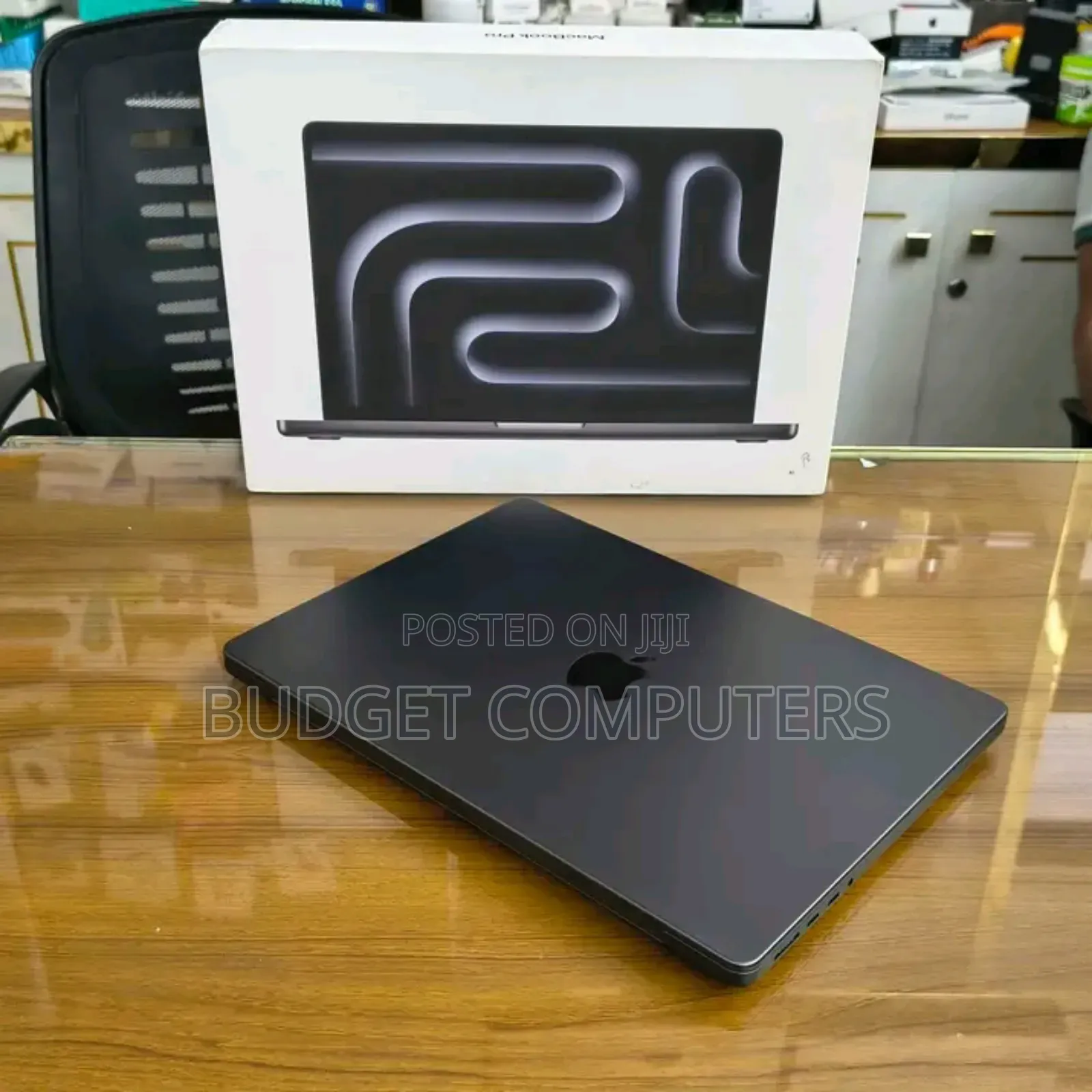 New Laptop Apple MacBook Pro 2026 M5 Pro 32GB Apple M5 Pro SSD 1T