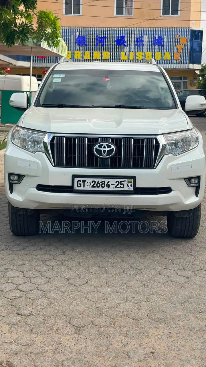 Toyota Land Cruiser Prado 4.0 Petrol TX-L 2019 White