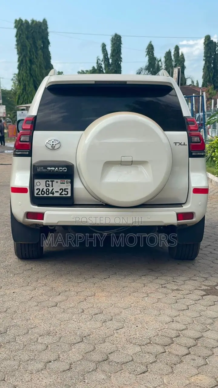 Toyota Land Cruiser Prado 4.0 Petrol TX-L 2019 White