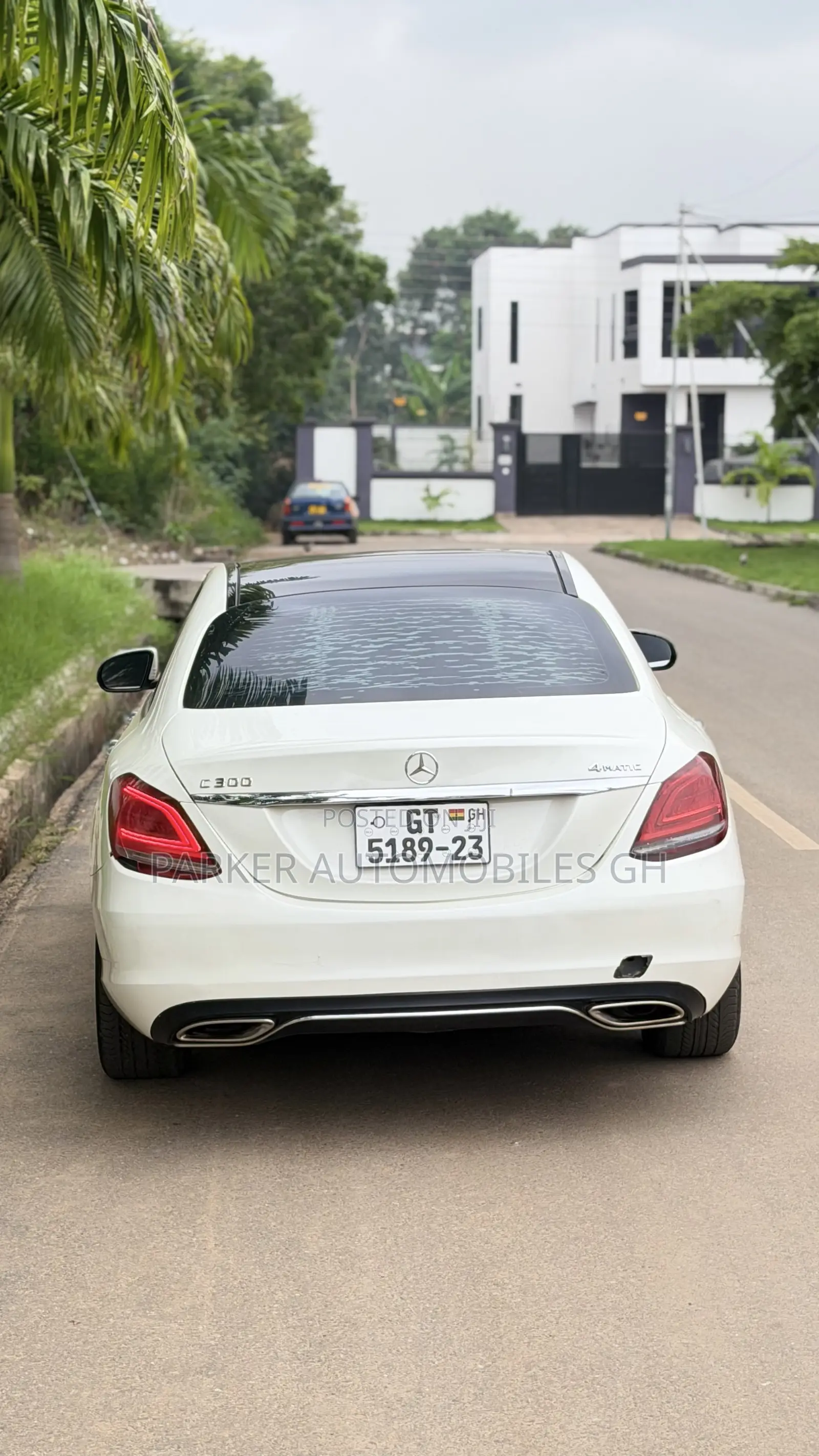 Mercedes-Benz C300 Luxury 4Matic Sedan AWD (2.0L 4cyl 7A) 2016 White
