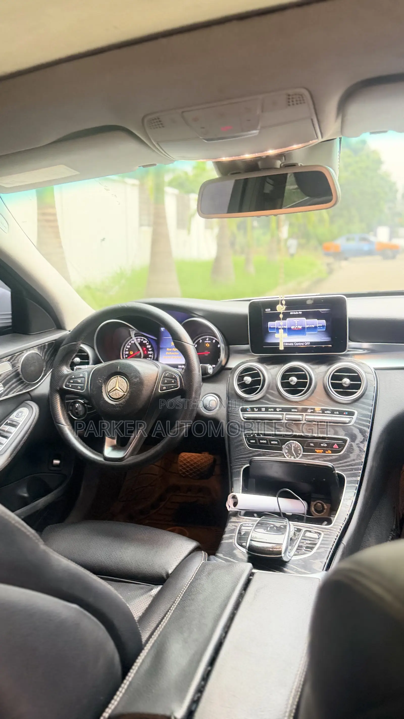 Mercedes-Benz C300 Luxury 4Matic Sedan AWD (2.0L 4cyl 7A) 2016 White