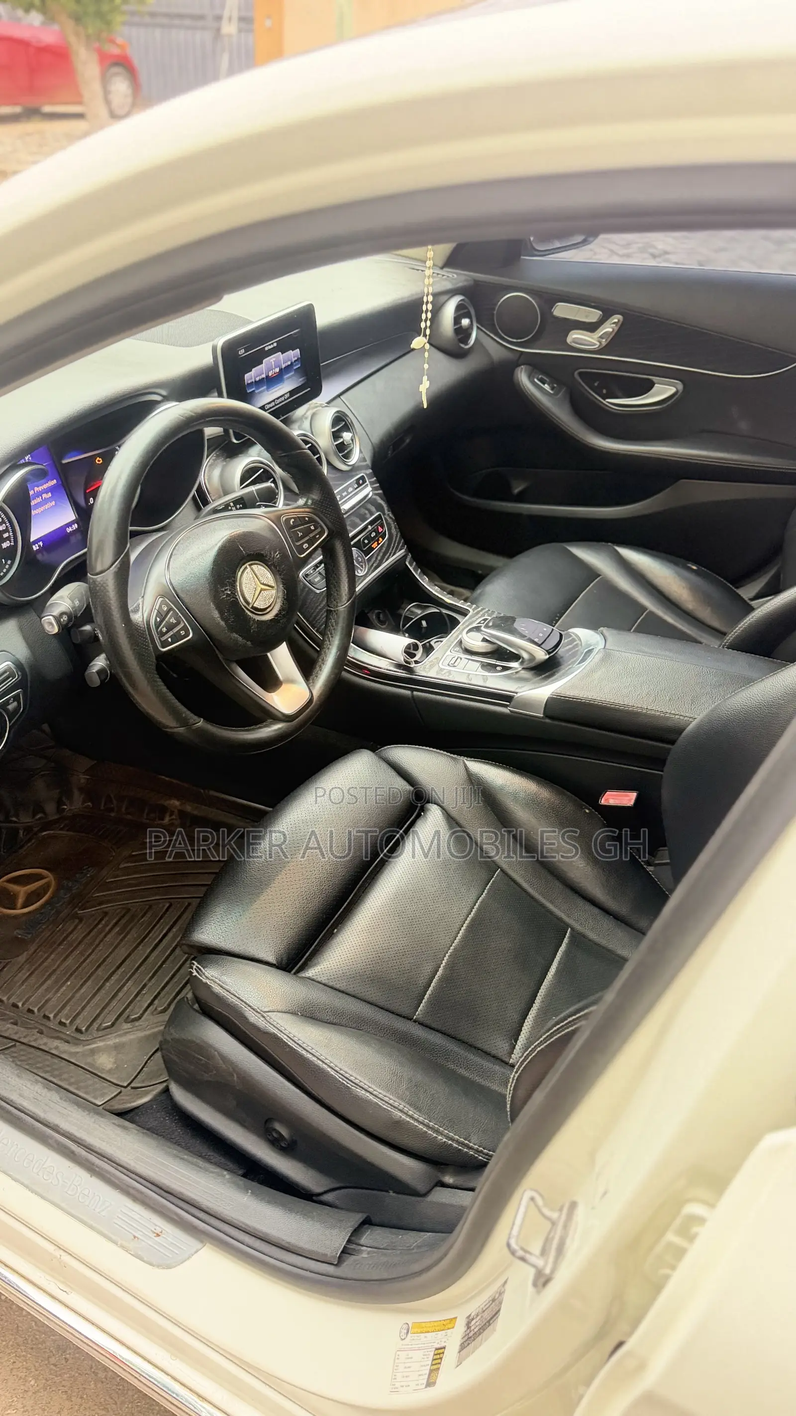 Mercedes-Benz C300 Luxury 4Matic Sedan AWD (2.0L 4cyl 7A) 2016 White