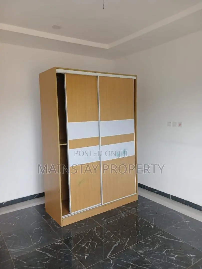 4bdrm Townhouse / Terrace in Mainstay Estates, Nmai-Dzorn for rent