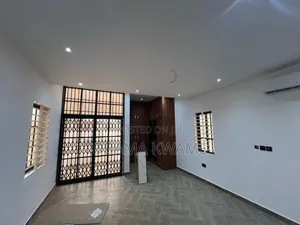 3bdrm House in Laryea Homes, Baatsona Total for rent