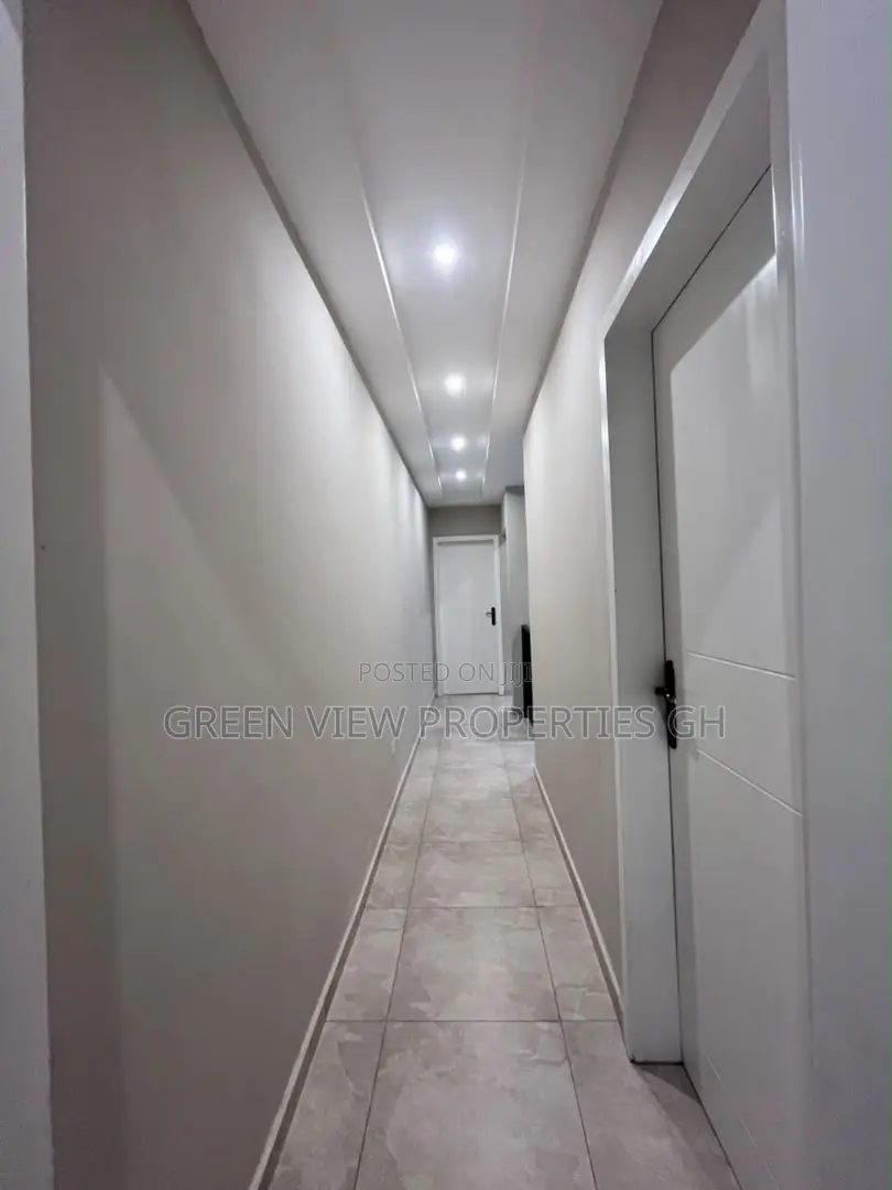 3bdrm Duplex in Oyarifa for rent