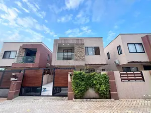 3bdrm Duplex in Oyarifa for rent