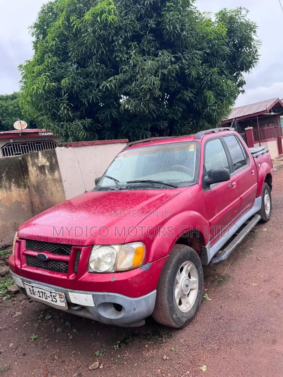 Ford Explorer Sport Track 2005 Red