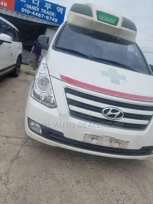 Hyundai Starex 2017 White