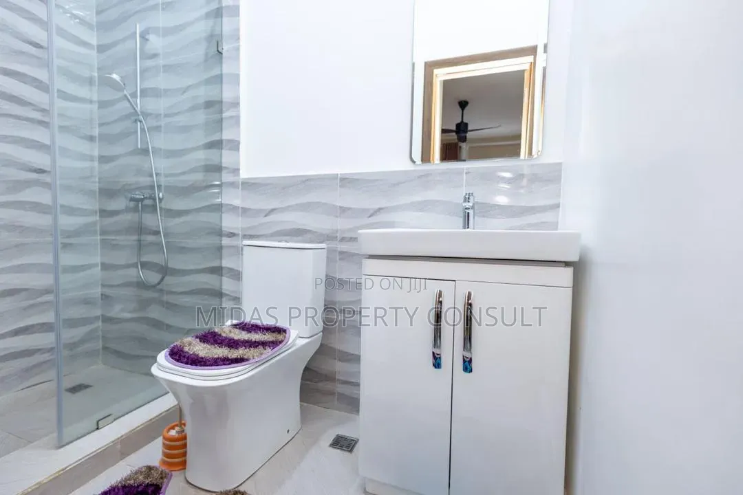 3bdrm House in Ayi Mensah, Ga East Municipal for sale