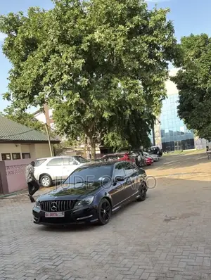 Mercedes-Benz C250 2013 Black