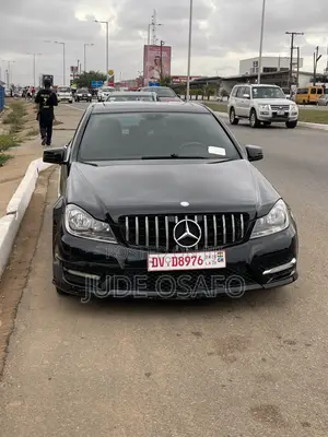 Mercedes-Benz C250 2013 Black