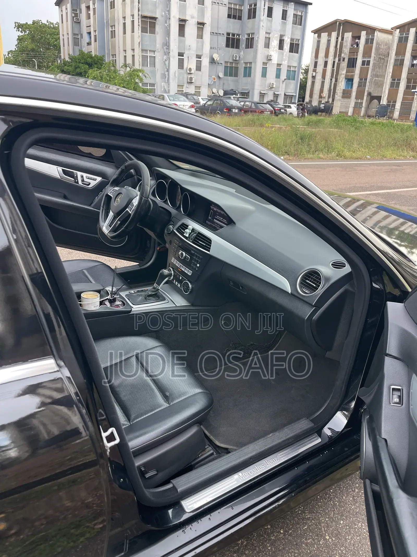 Mercedes-Benz C250 2013 Black